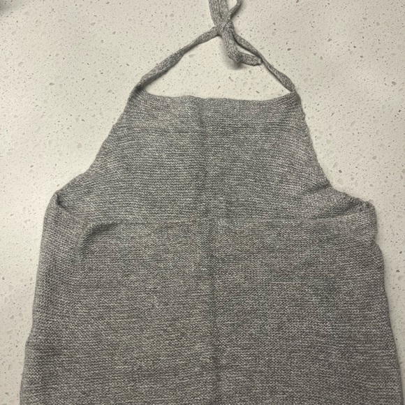 Brandy Melville crop top, gray, one size - Picture 2 of 3